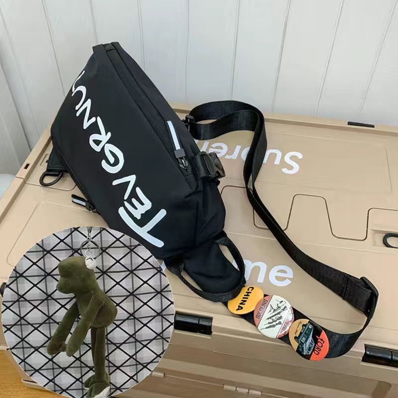 Black + Longleged Frog with 1 medal 3